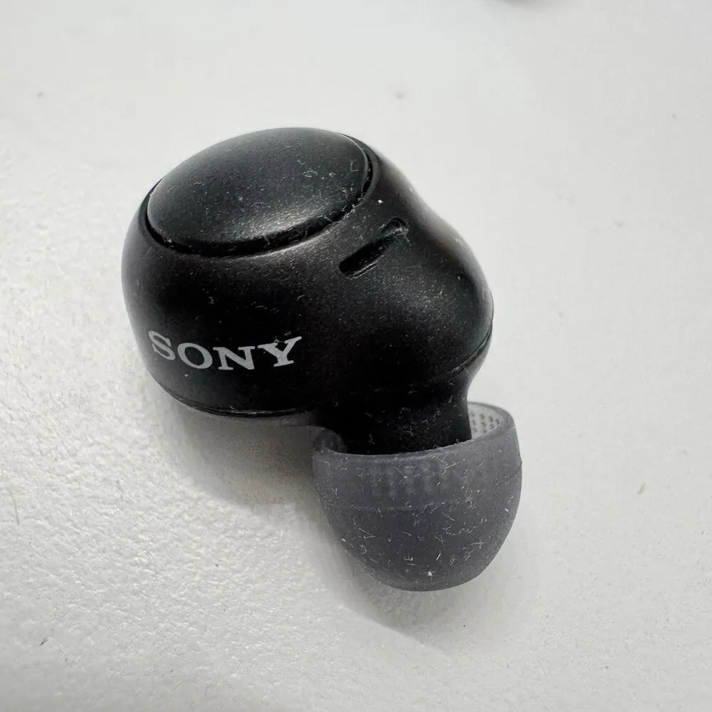 Sony WF-C500 truly wireless in-ear Bluetooth earbuds Model YY2952 Black
